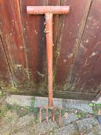 Antieke spitvork staal, Tuin en Terras, Hand-tuingereedschap, Ophalen, Gebruikt, Vork
