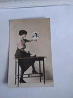 VROUW. MET LUCHTBEL, Verzamelen, Ansichtkaarten | Themakaarten, Ophalen of Verzenden, Voor 1920, Overige thema's