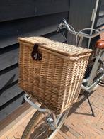 Unieke rieten fietsmand met klep, Ophalen, Fietsmand