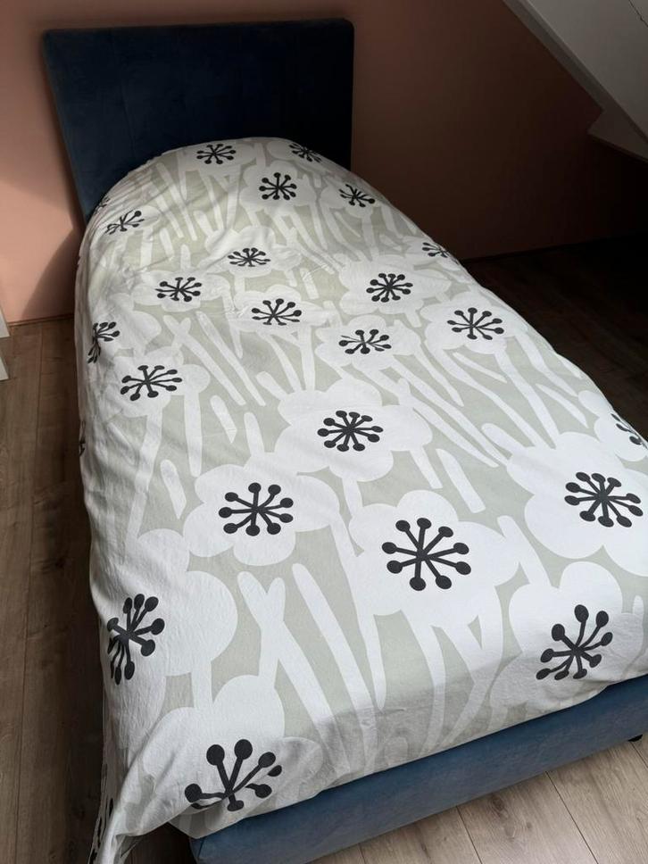 1 persoons dekbedovertek groen / bloemmotief 140x200 cm Hema, Huis en Inrichting, Slaapkamer | Beddengoed, Zo goed als nieuw, Dekbedovertrek