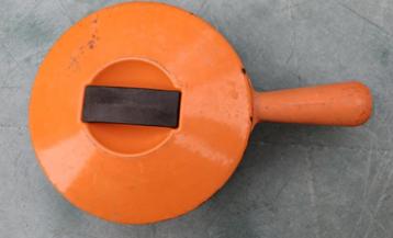 Cousances LE CREUSET braadpan sauspan Raymond Loewy (G315) beschikbaar voor biedingen