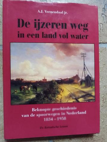 De ijzeren weg in een land vol water beschikbaar voor biedingen