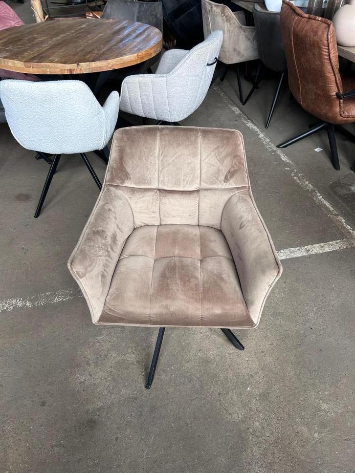 Draaibare eetkamerstoel bruin !outlet korting!, Huis en Inrichting, Stoelen, Nieuw, Eén, Kunststof, Bruin, Ophalen
