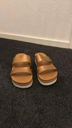 REEF slippers, maat EUR4/US10, Ophalen of Verzenden, Gedragen, Beige, Slippers
