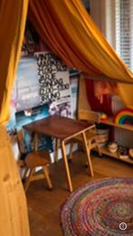 2 houten kinderstoeltjes, vintage mid-century, Kinderen en Baby's, Kinderkamer | Tafels en Stoelen, Ophalen