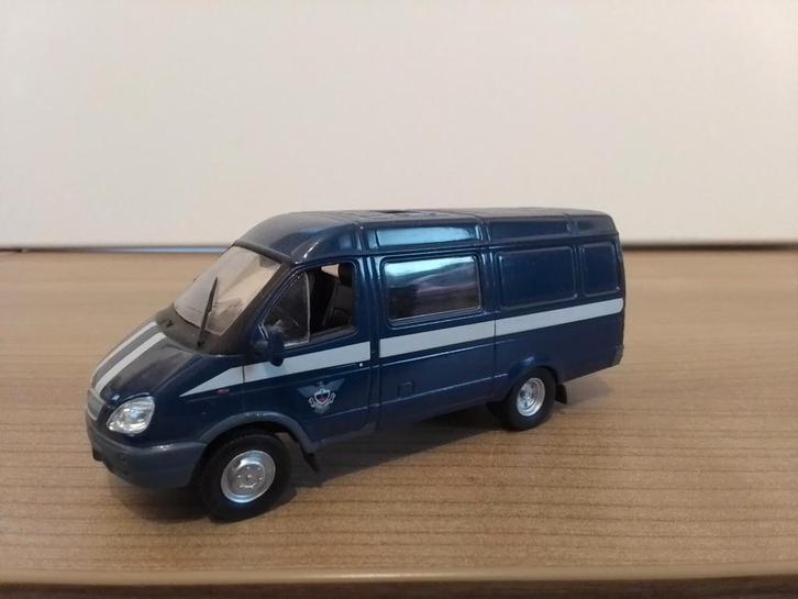D Agostini.  POLITIEWAGEN.  blauw., Hobby en Vrije tijd, Modelauto's | 1:43, Zo goed als nieuw, Auto, Overige merken, Ophalen of Verzenden