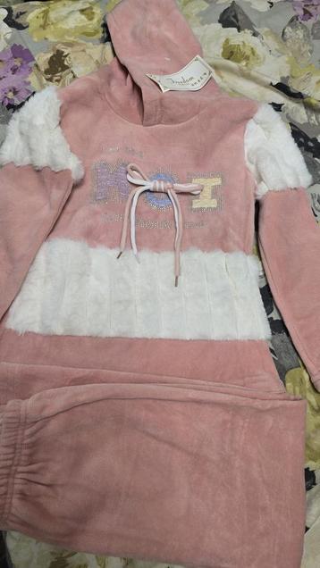 Meisjes pyjama – maat 116 (6 jaar) – roze/wit beschikbaar voor biedingen