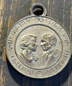 Penning Huwelijk Beatrix & Claus mogelijk zilver, Ophalen of Verzenden, Zilver, Nederland
