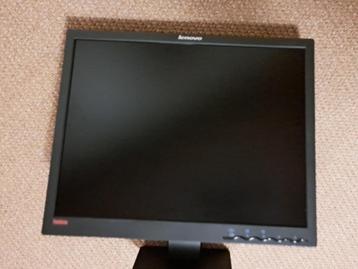 LCD Monitor Lenovo  9220-HB1 beschikbaar voor biedingen