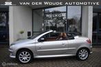 Peugeot 206 CC 1.6-16V Roland Garros|Leder|Clima|Mooi!, Auto's, Voorwielaandrijving, 4 cilinders, Cabriolet, 4 stoelen