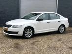 Skoda OCTAVIA 1.2 TSI 5-DRS/AC Greentech Active, Euro 5, Stof, Gebruikt, Zwart