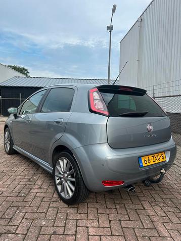 Fiat Punto 0.9 Twinair 85 5-D 2013 Grijs beschikbaar voor biedingen
