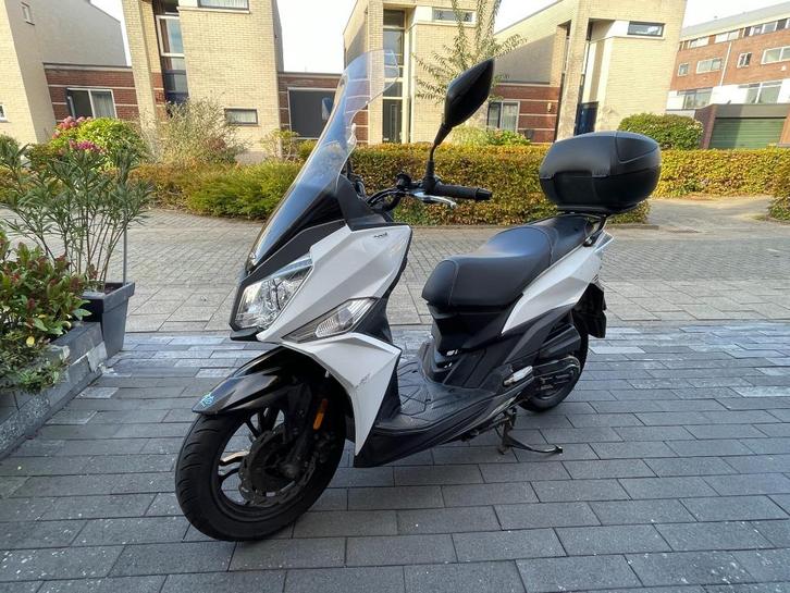 Zeer betrouwbare en nette Sym Jet 14 aangeboden, Fietsen en Brommers, Scooters | SYM, Zo goed als nieuw, Overige modellen, Maximaal 45 km/u