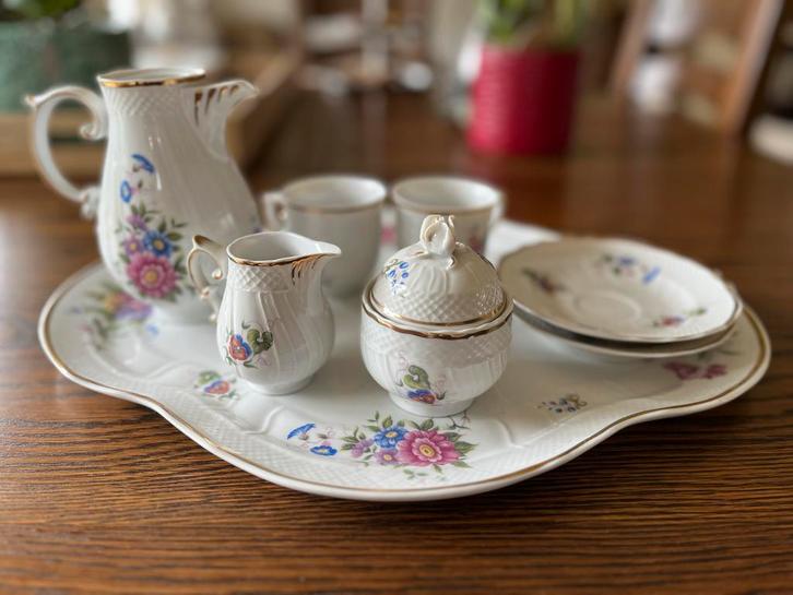 Vintage servies met bloemenmotief, Antiek en Kunst, Antiek | Servies compleet, Ophalen