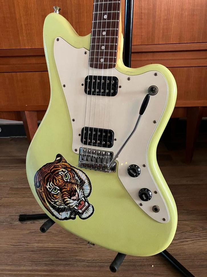 Squier Jagmaster - Standard series, Muziek en Instrumenten, Snaarinstrumenten | Gitaren | Elektrisch, Gebruikt, Solid body, Fender