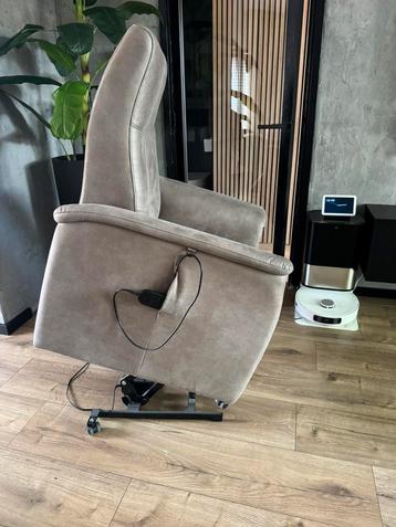 Sta op stoel elektrische relaxfauteuil microledder bruin beschikbaar voor biedingen
