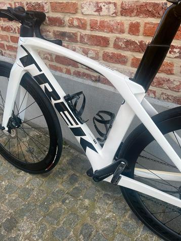 Trek Madone SL6 - 2023 - Maat 54 beschikbaar voor biedingen
