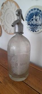 Oude spuitfles met opdruk / stoer/ brocante, Antiek en Kunst, Curiosa en Brocante, Ophalen of Verzenden