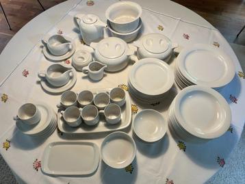 Arzberg Delta Servies in losse delen te koop beschikbaar voor biedingen