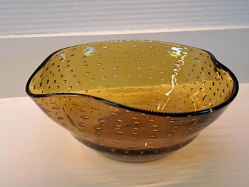 Fantasie schaal, spijkerglas, handgeblazen beschikbaar voor biedingen