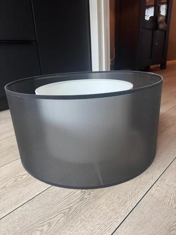 Lampenkap beschikbaar voor biedingen