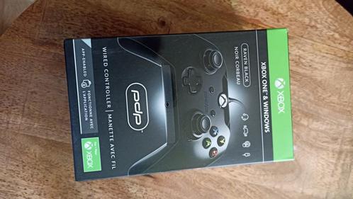 PDP wired Controller for xbox one (lees beschrijving), Spelcomputers en Games, Spelcomputers | Xbox | Accessoires, Zo goed als nieuw