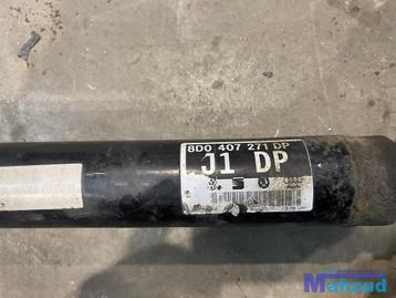 VW PASSAT 3B3 1.8T AWT aandrijfas links 8D0407271DP J1DP beschikbaar voor biedingen