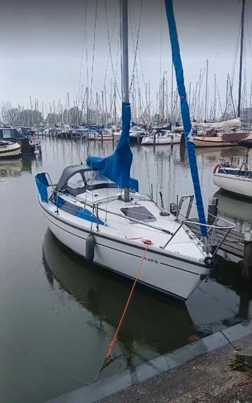 Super nette comet 700 zeiljacht  zeldzame genummerd jacht  beschikbaar voor biedingen