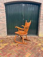 Houten Schommelstoel - Comfortabel & Stijlvol, Huis en Inrichting, Ophalen, Gebruikt, Bruin, Eén