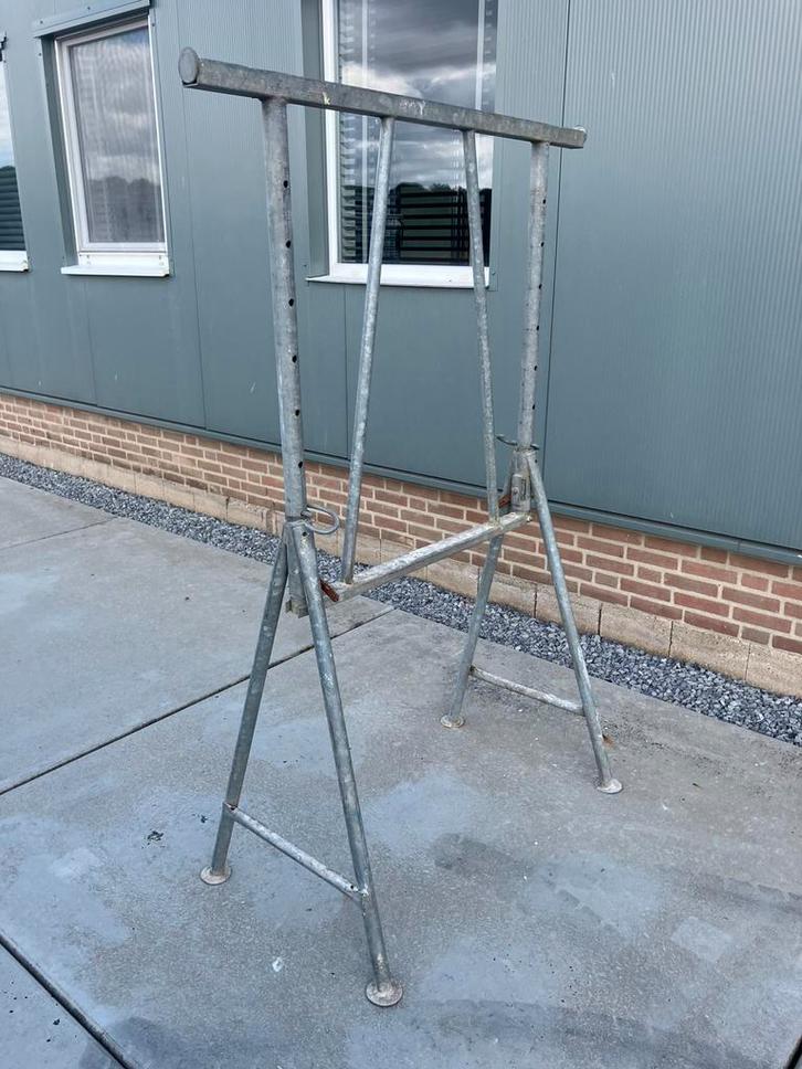 Verstelbare schragen / metselschragen / metselbokkem, Doe-het-zelf en Verbouw, Ladders en Trappen, Gebruikt, Trap, Minder dan 2 meter