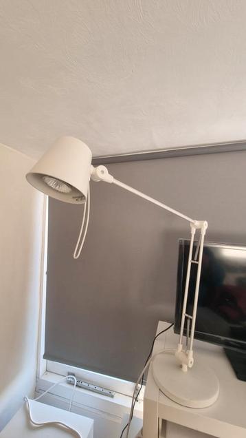Ikea Bureaulamp - Verstelbaar, Halogeen, Zo Goed Als Nieuw beschikbaar voor biedingen