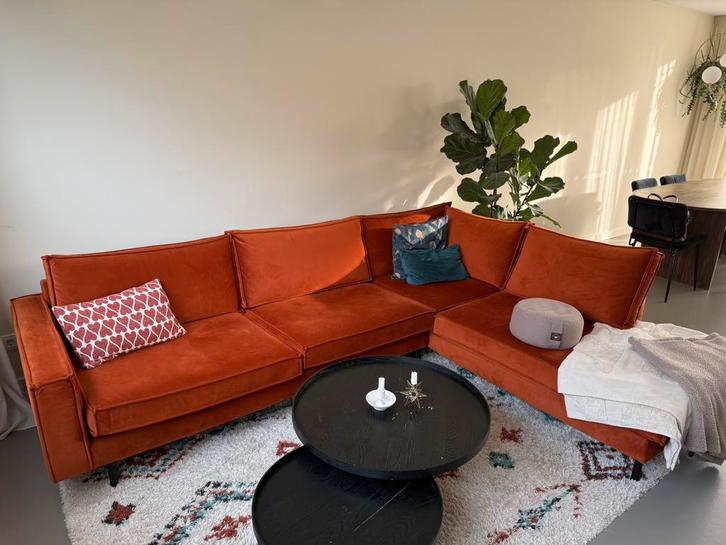 Oranje Velvet Hoekbank Wehkamp - 3 jaar oud, Huis en Inrichting, Banken | Bankstellen, Gebruikt, Hoekbank, Vierpersoons of meer