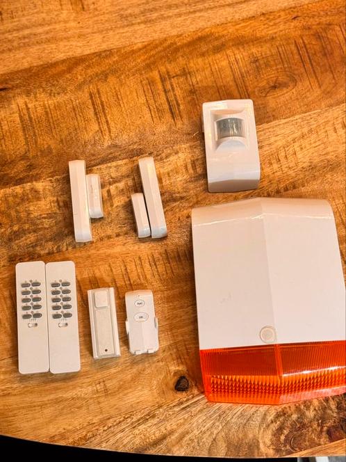 Klikaanklikuit alarm draadloos, Doe-het-zelf en Verbouw, Alarmsystemen, Zo goed als nieuw, Compleet systeem, Afstandsbediening