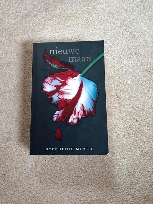 Stephenie Meyer - Nieuwe maan, Boeken, Kinderboeken | Jeugd | 13 jaar en ouder, Gelezen, Ophalen of Verzenden