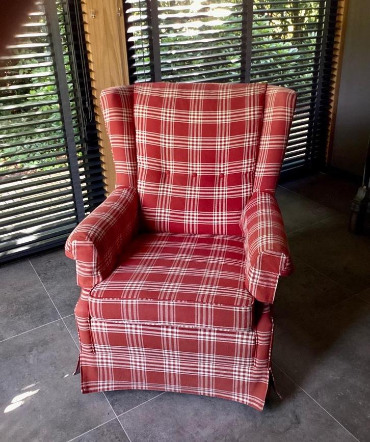 Klassieke fauteuil geheel gestoffeerd, geen gebruikssporen, Huis en Inrichting, Fauteuils, Gebruikt, Stof, 75 tot 100 cm, 75 tot 100 cm