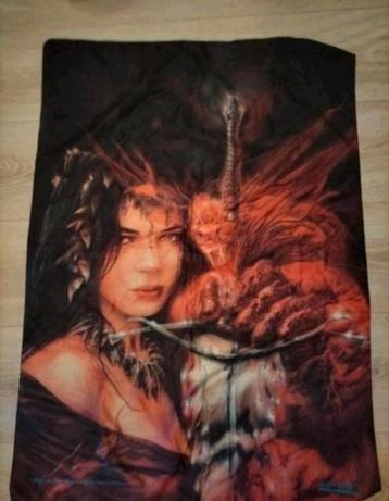 Vlag: Vrouw met draak
 beschikbaar voor biedingen