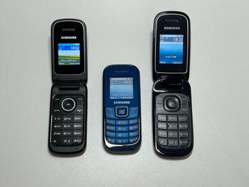 3x Samsung telefoon (retro/flip phone, partij)