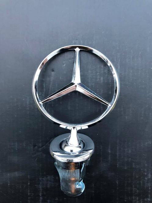 Aangeboden Mercedes Benz 116 123 124 126 201 grill logo, Auto-onderdelen, Overige Auto-onderdelen, Mercedes-Benz, Nieuw