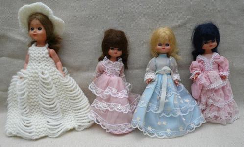 4 oude Italiaanse popjes (CS), Verzamelen, Poppen, Gebruikt, Pop, Ophalen of Verzenden