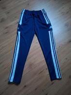 Mooie nieuwe trainingsbroek van Adidas maat 164, Kinderen en Baby's, Kinderkleding | Maat 164, Ophalen of Verzenden, Nieuw, Jongen