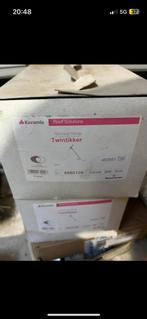 Twintikker panhaken ovh koramic, Doe-het-zelf en Verbouw, Dakpannen en Dakbedekking, Ophalen, Overige materialen, Overige kleuren