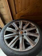 Originele Porsche Taycan Winterset - Als Nieuw!, Auto-onderdelen, Banden en Velgen, Ophalen, 255 mm, Banden en Velgen, Nieuw