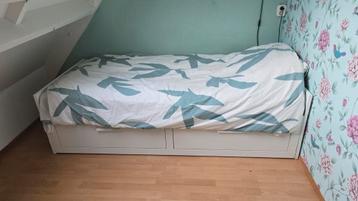 IKEA Brimnes 1-persoons bed/bank - Zo goed als nieuw beschikbaar voor biedingen
