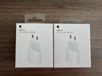 2x Apple Usb-C 20watt Power Adapter., Adapter, Ophalen of Verzenden, Zo goed als nieuw, Adapter