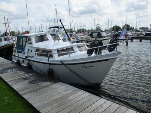 Curtevenne 830AK en Aquanaut 750, Watersport en Boten, Motorboten en Motorjachten, Gebruikt, Staal, 6 tot 9 meter, Diesel, Binnenboordmotor