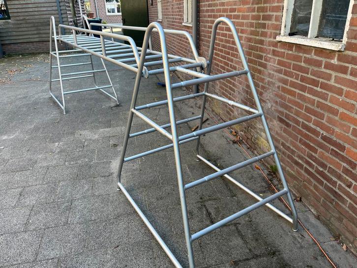 Aluminium stellage platform steiger 1.07 m. hoog 4 m. lang, Doe-het-zelf en Verbouw, Steigers, Gebruikt, Rolsteiger of Kamersteiger