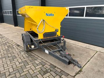 Nido Stratos zoutstrooier beschikbaar voor biedingen