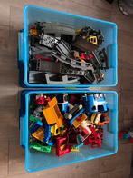 Twee kisten vol duplo, treinbaan & duplo speelgoed, Ophalen, Zo goed als nieuw