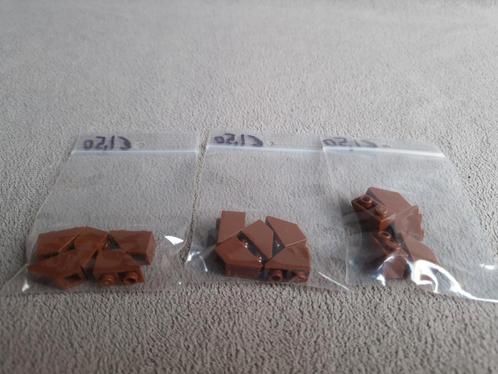 Lego losse onderdelen omgekeerde dakpannen bruin 2x1x1, Kinderen en Baby's, Speelgoed | Duplo en Lego, Nieuw, Lego, Losse stenen
