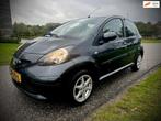Toyota Aygo 1.0-12V 5-deurs, airco, nieuwe apk, Voorwielaandrijving, Stof, Gebruikt, 4 stoelen